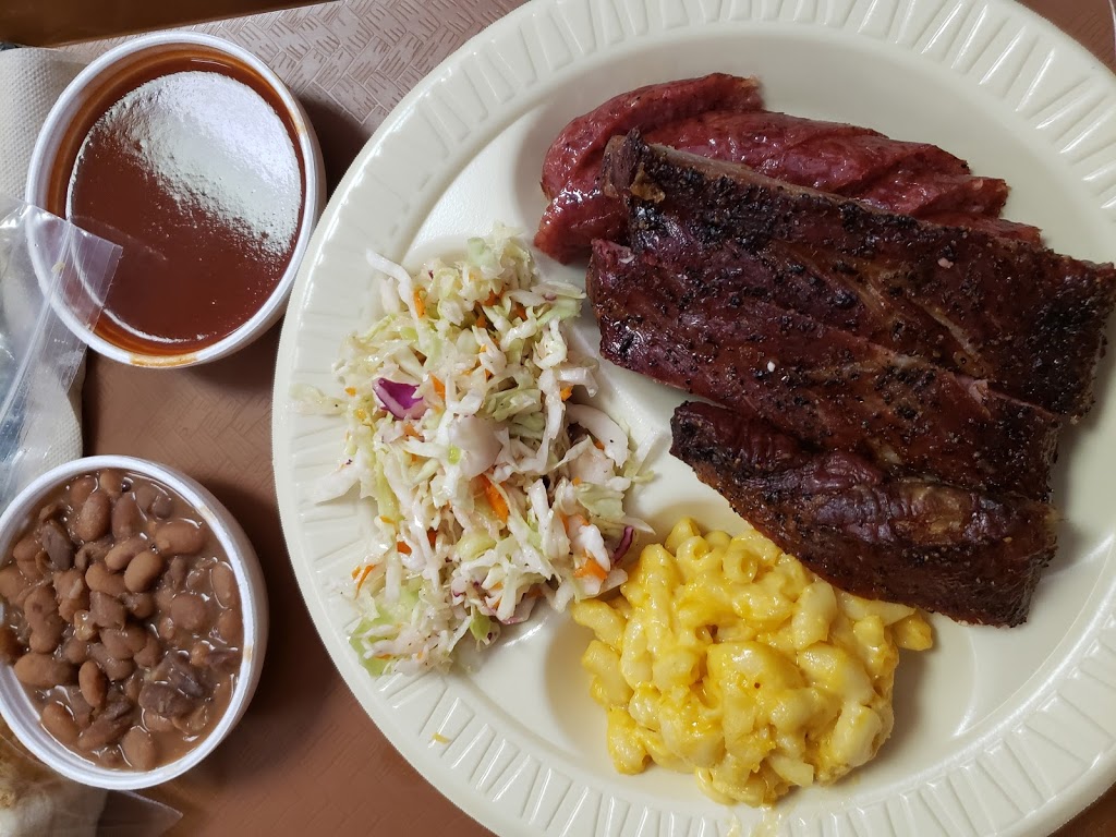 Bill Miller Bar-B-Q | restaurant | 430 S Santa Rosa Ave, San Antonio, TX 78207, USA | 2103021510 OR +1 210-302-1510