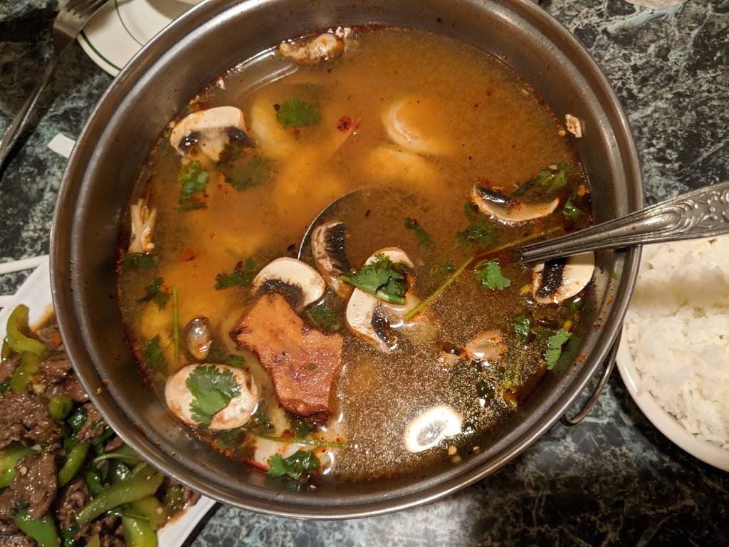 Khun Dang Thai Cuisine | restaurant | 4415, 13436 Sherman Way, North Hollywood, CA 91605, USA | 8185034993 OR +1 818-503-4993