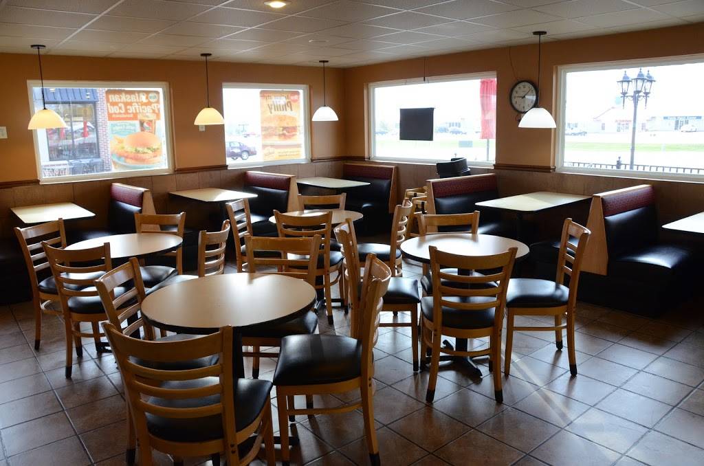 Dairy Queen Grill & Chill | restaurant | 1209 W Main St, Manchester, IA 52057, USA | 5639278181 OR +1 563-927-8181