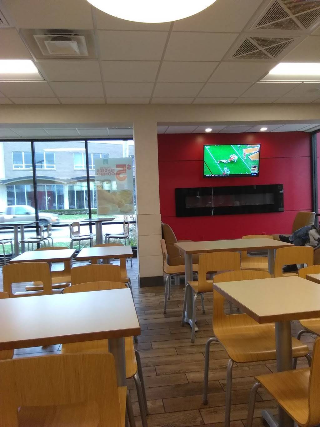 Wendys | restaurant | 1110 E State St, Rockford, IL 61104, USA | 8159621101 OR +1 815-962-1101