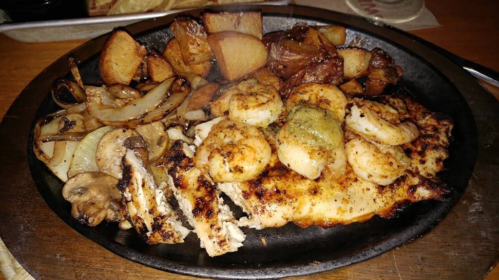 Applebees Grill + Bar | restaurant | 1753 S Robert St, West St Paul, MN 55118, USA | 6514570530 OR +1 651-457-0530