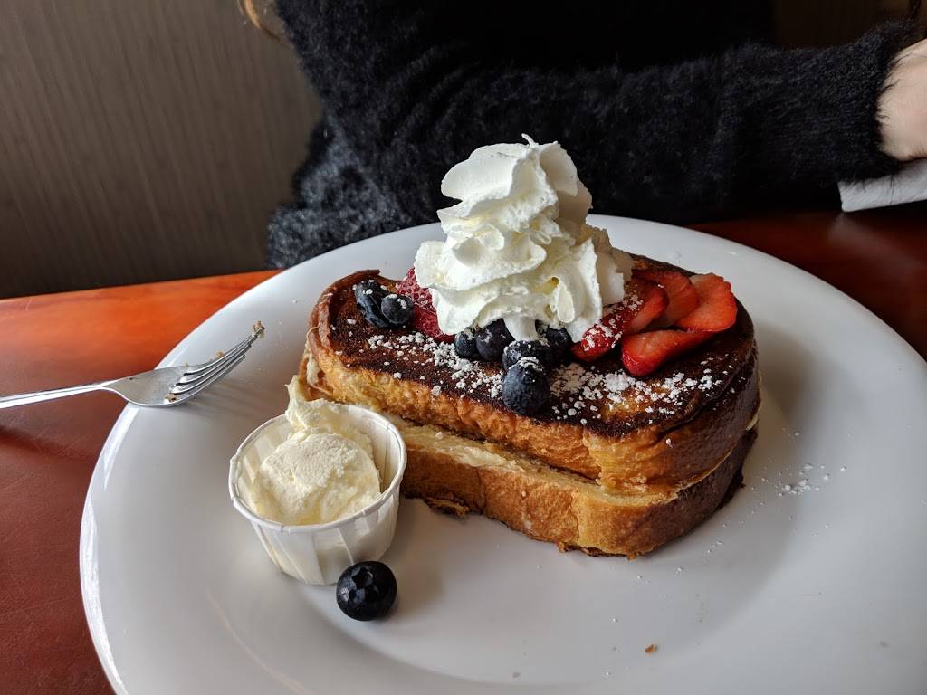 Stacks | restaurant | Morning Star, 11100 Monroe Rd, Matthews, NC 28105, USA | 7048412025 OR +1 704-841-2025