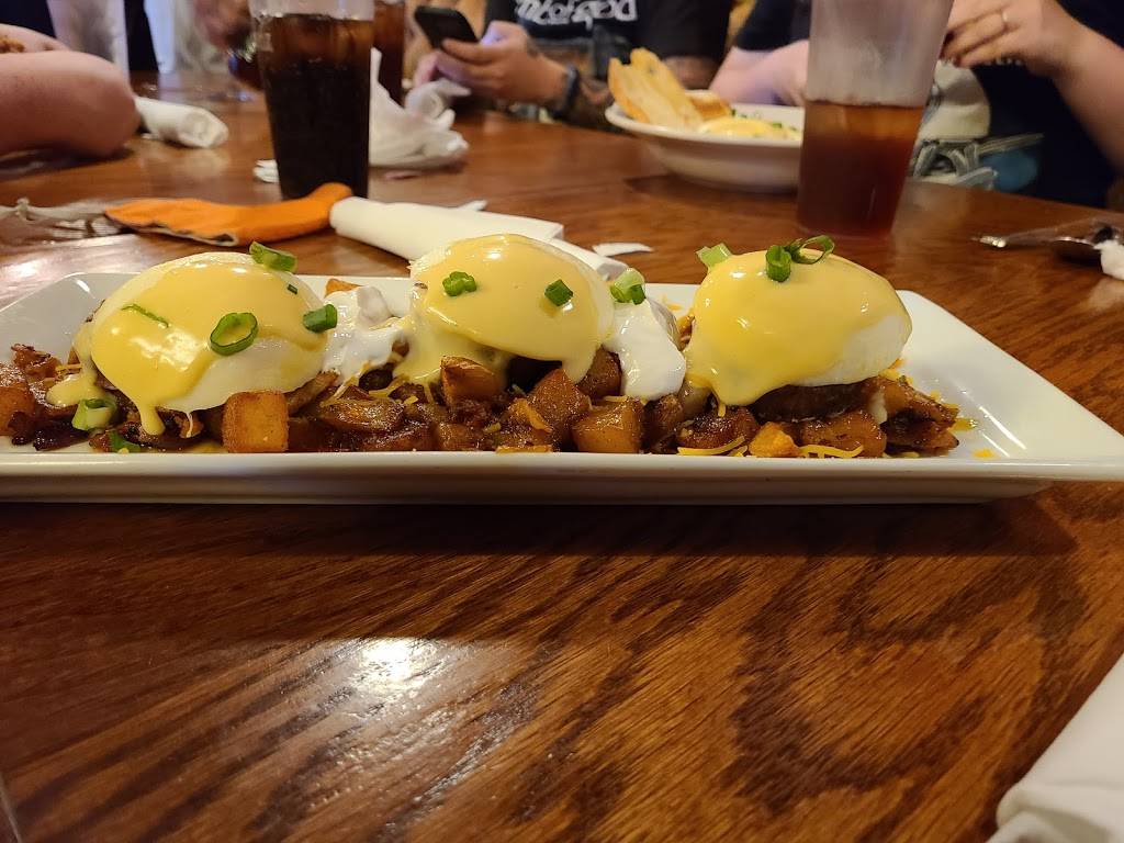 MacFarlanes Celtic Pub | restaurant | 417 Ann St, Lake Charles, LA 70601, USA | 3374335992 OR +1 337-433-5992