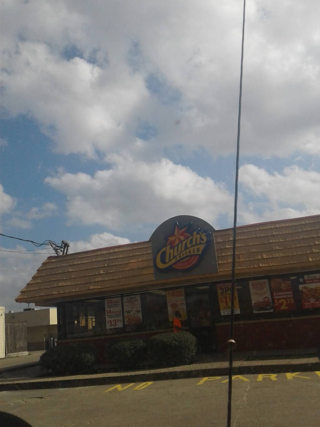 Churchs Chicken | restaurant | 12512 US-90, Houston, TX 77049, USA | 2814585341 OR +1 281-458-5341