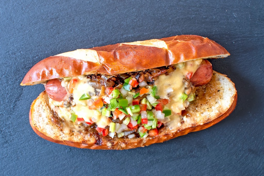 Eugenes Sausage Express | restaurant | 14140 Parke Long Ct A-C, Chantilly, VA 20151, USA | 7035589665 OR +1 703-558-9665