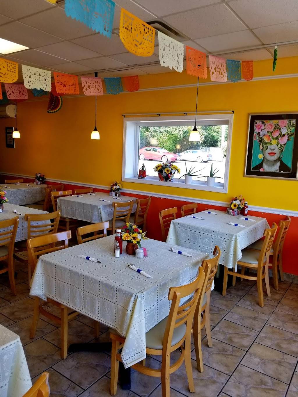 Doña Patty | restaurant | 848 Sheridan Rd, Highwood, IL 60040, USA | 8479263219 OR +1 847-926-3219