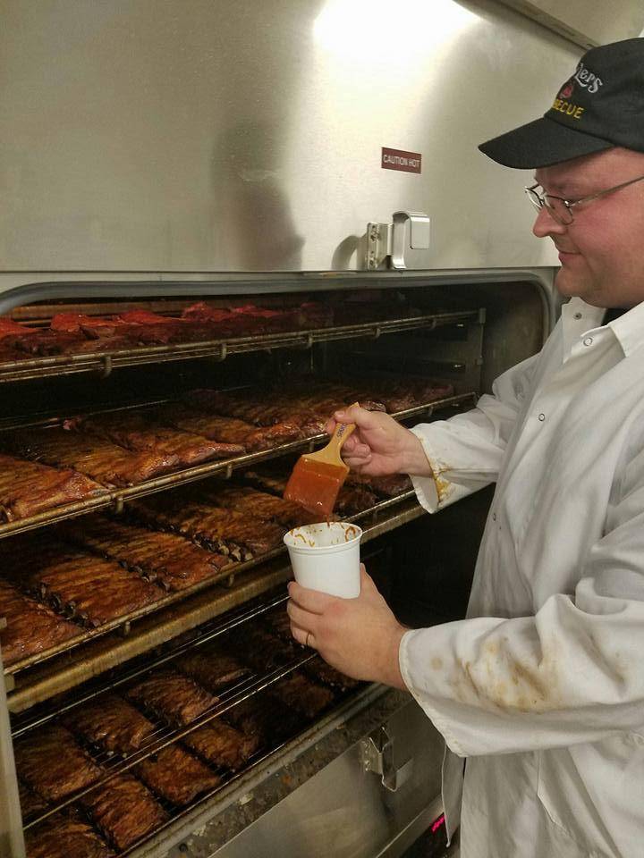 LawLers Barbecue | restaurant | 544 Hughes Rd, Madison, AL 35758, USA | 2567720590 OR +1 256-772-0590