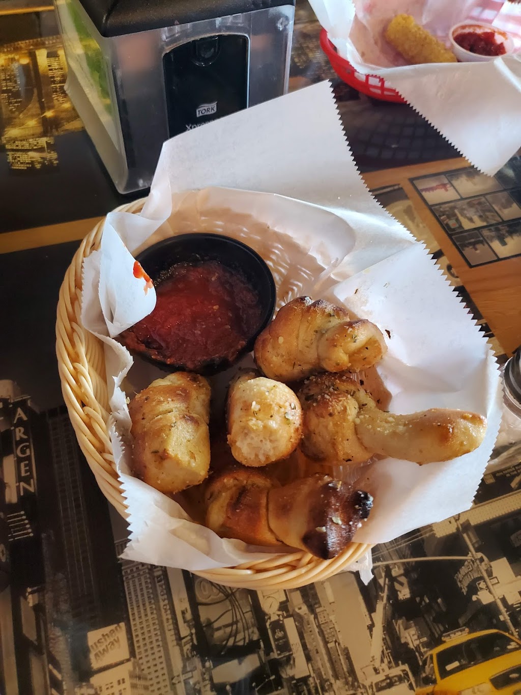 New Yorks Famous Pizza & Pasta | restaurant | 2511 S Ferdon Blvd, Crestview, FL 32536, USA | 8503988820 OR +1 850-398-8820