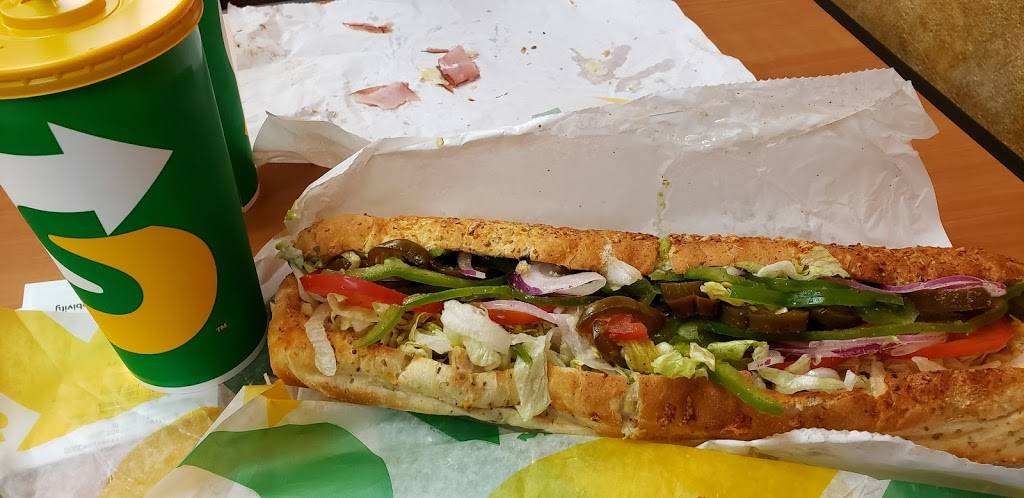 Subway Restaurants | restaurant | 3148 SW 22nd St, Miami, FL 33145, USA | 3054460887 OR +1 305-446-0887