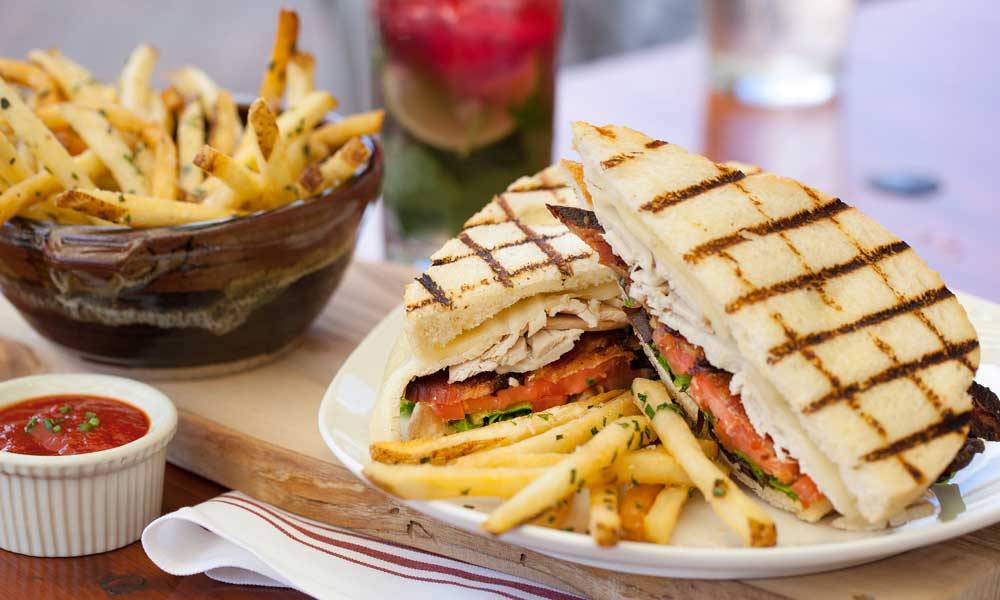 Royal Street Cafe | restaurant | 7600 Royal St #304, Park City, UT 84060, USA | 4356491000 OR +1 435-649-1000