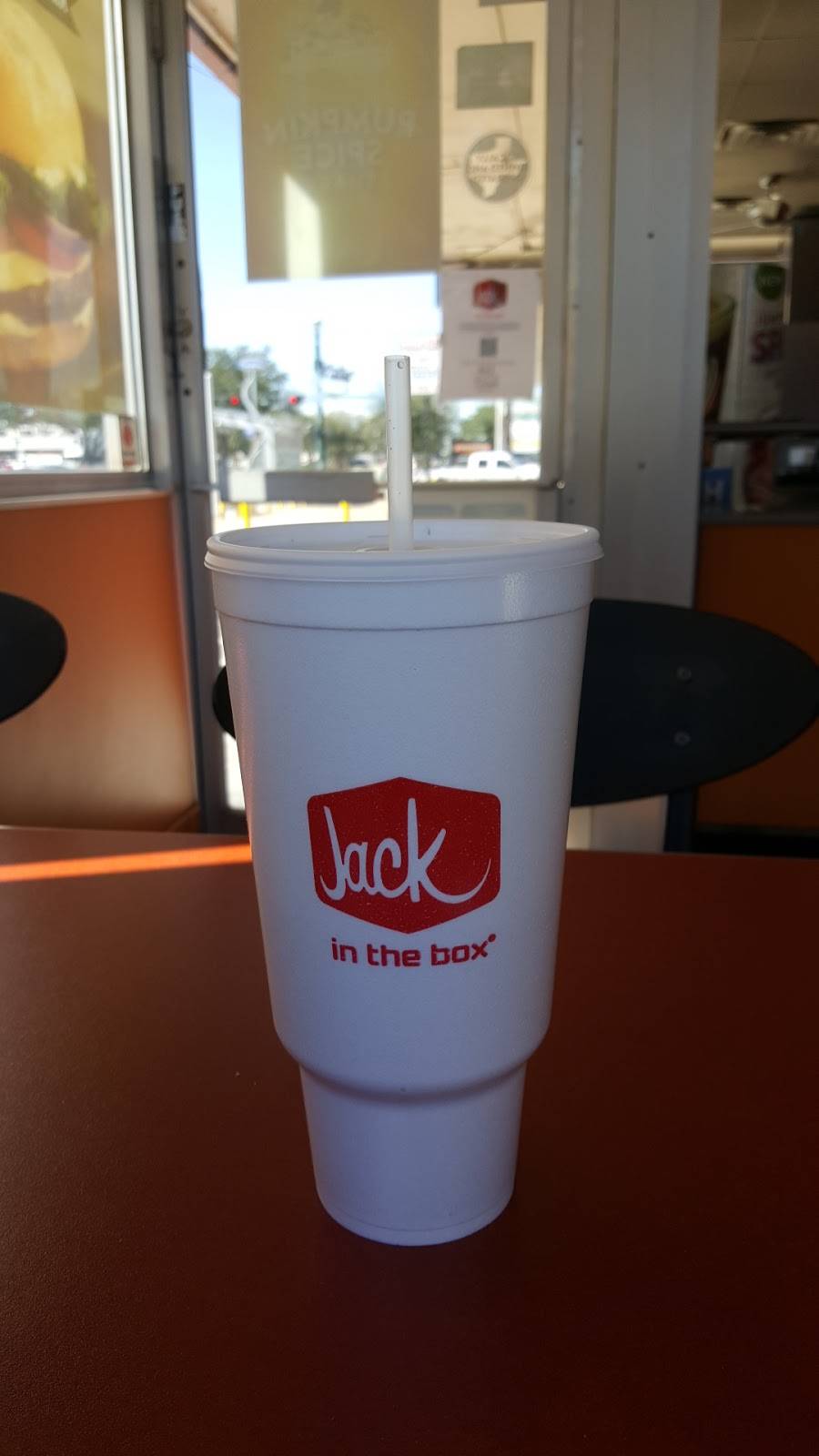 Jack in the Box | restaurant | 3908 Bellaire Blvd, Houston, TX 77025, USA | 2815047520 OR +1 281-504-7520
