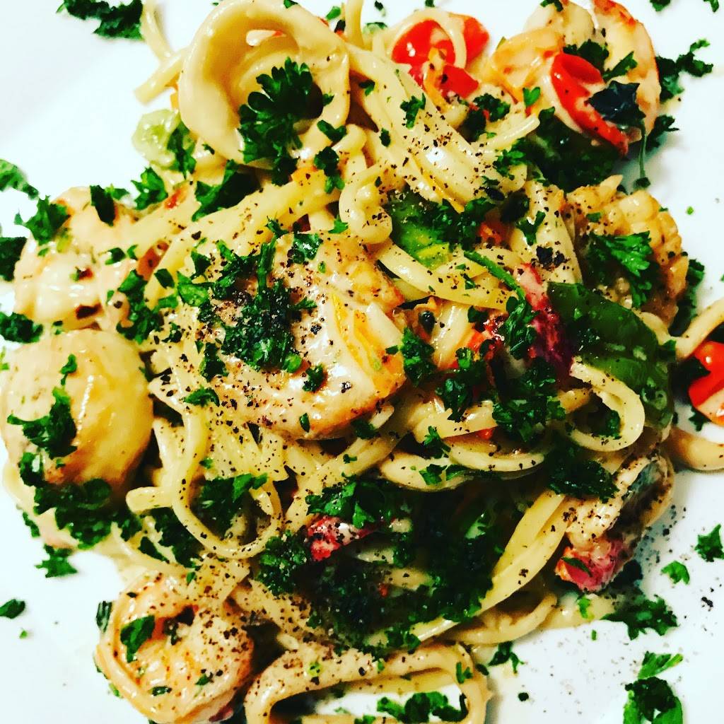 Roes Catering Service NY | restaurant | 111-23 173rd St, Jamaica, NY 11433, USA | 3473147279 OR +1 347-314-7279