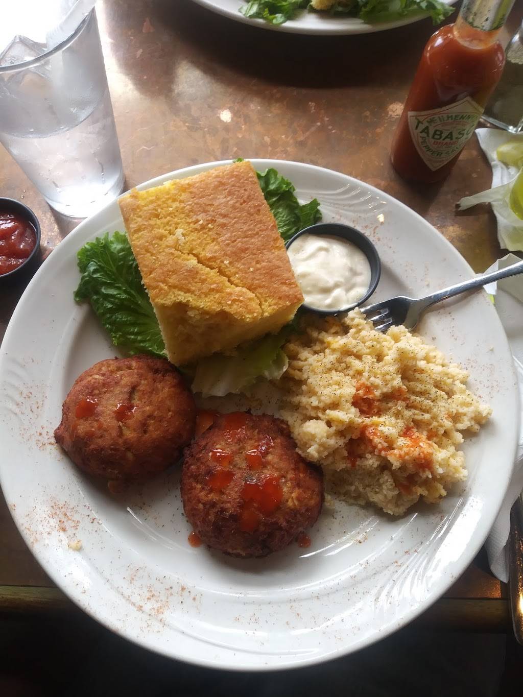 Croakers Spot Norfolk | restaurant | 600 W 35th St, Norfolk, VA 23508, USA | 7576228700 OR +1 757-622-8700