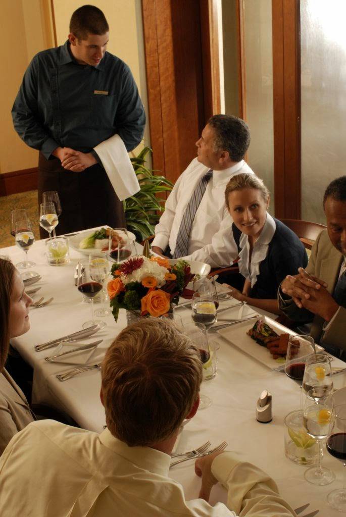 Aura | restaurant | 1 Seaport Ln, Boston, MA 02210, USA | 6173854300 OR +1 617-385-4300