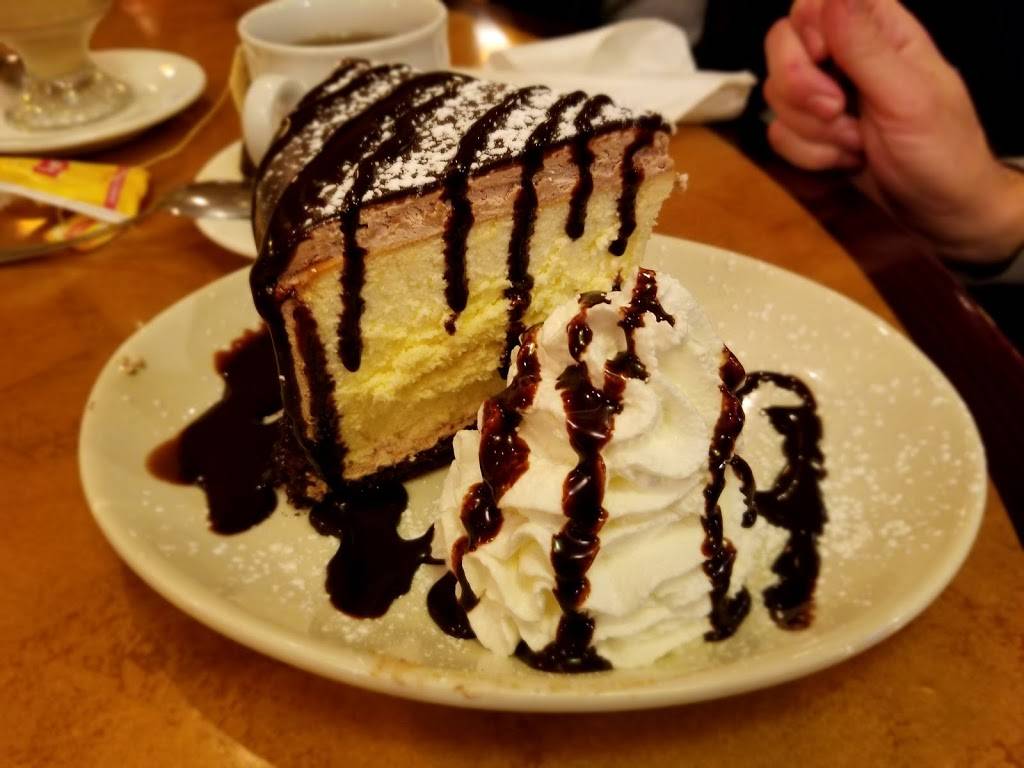 Millburn Diner | restaurant | 72 Essex St, Millburn, NJ 07041, USA | 9733760504 OR +1 973-376-0504