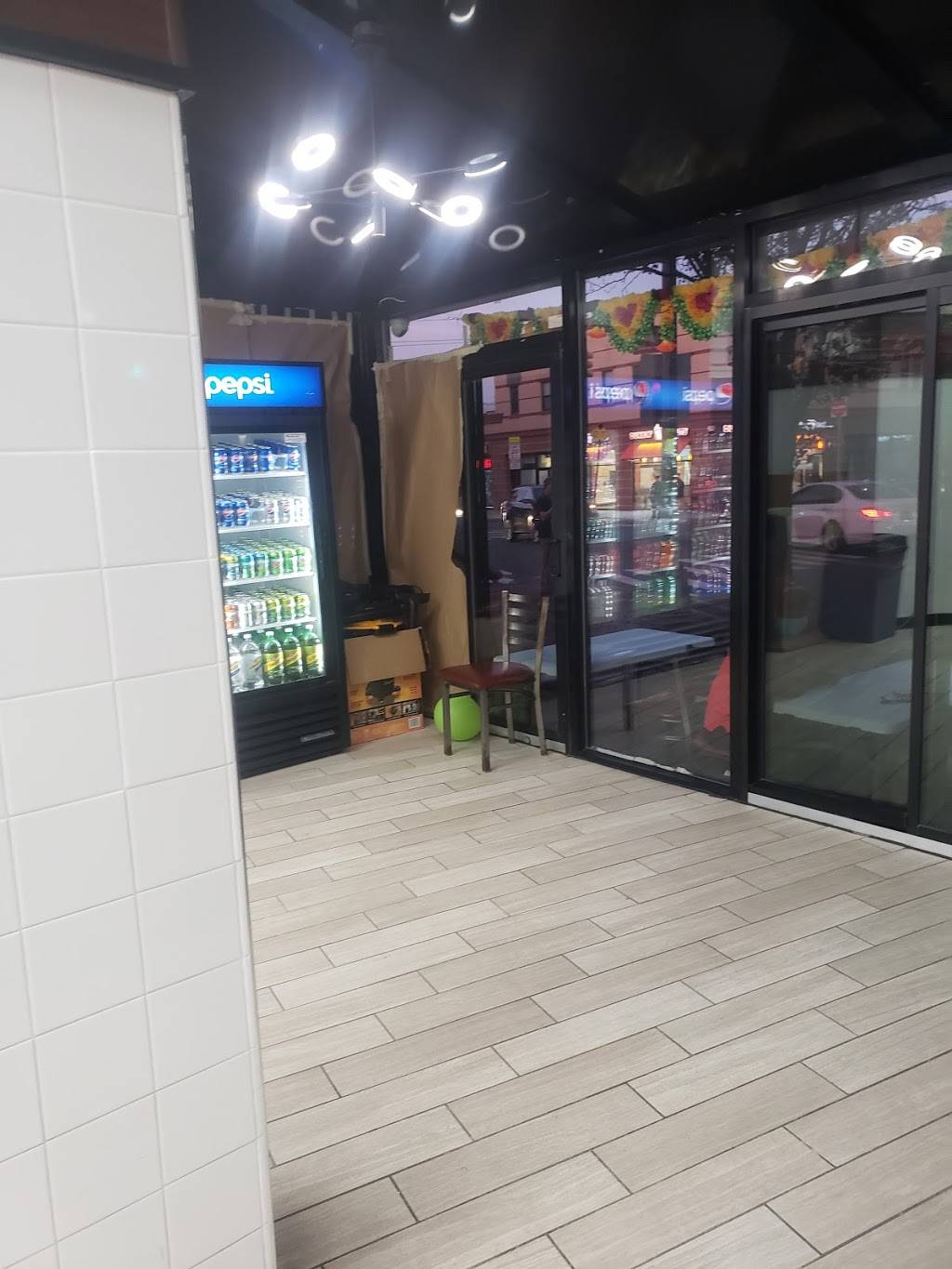 LITTLE CHEERS | restaurant | 57-25 Roosevelt Ave, Queens, NY 11377, USA | 7184240005 OR +1 718-424-0005