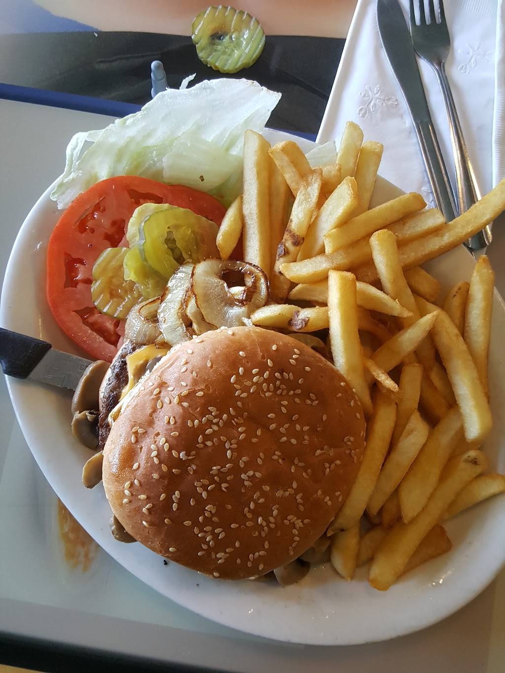 Silver Dollar Pancake House | restaurant | 710 E 6th St, Corona, CA 92879, USA | 9517375977 OR +1 951-737-5977