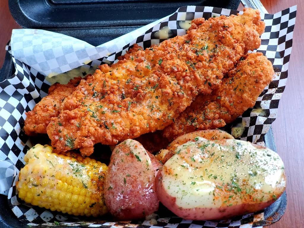 Qs Crackin Crab & Seafood Kitchen | restaurant | 5240 N Atlantic Ave, Cocoa Beach, FL 32931, USA | 3216134044 OR +1 321-613-4044