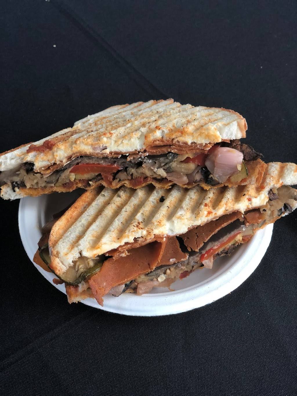 Fork My Life | restaurant | 6538 Gateway Ave, Sarasota, FL 34231, USA | 9419233511 OR +1 941-923-3511