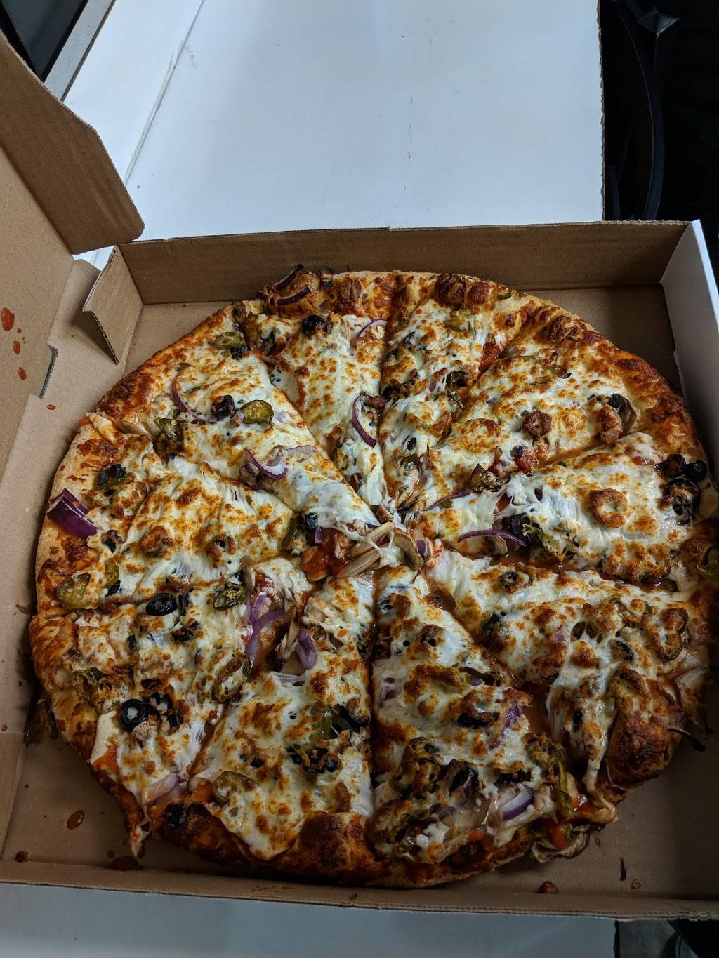 Sopranos Pizza | restaurant | 500 Oxford St W, London, ON N6H 1T5, Canada | 5194740241 OR +1 519-474-0241