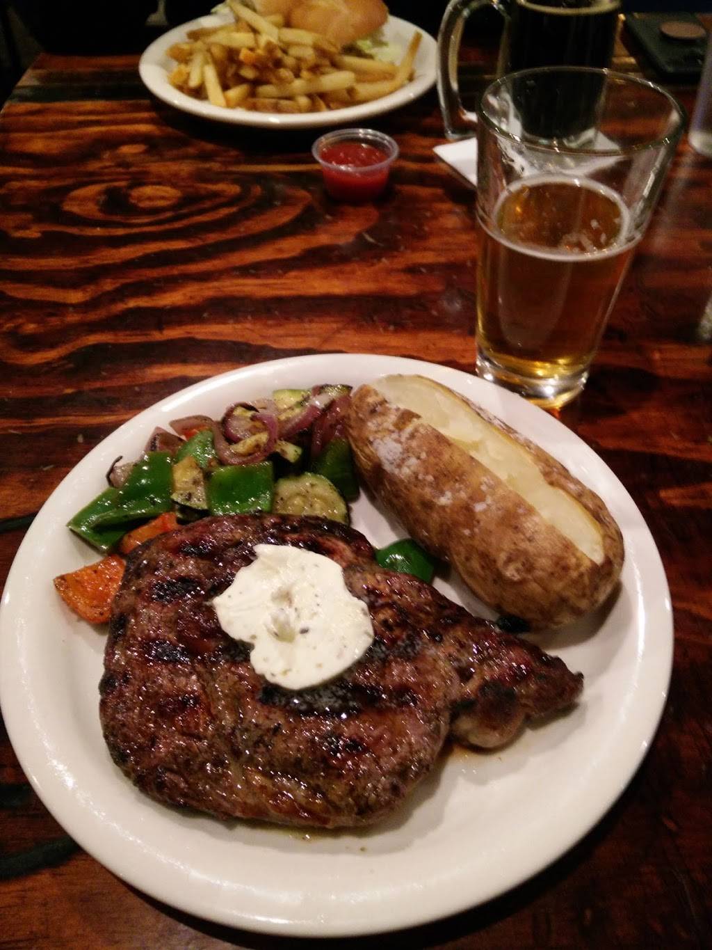 The Wakehouse | restaurant | 850 Kings River Rd, Reedley, CA 93654, USA | 5596379000 OR +1 559-637-9000