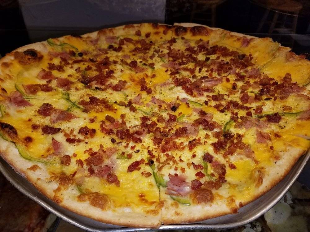 Lil Tonys | restaurant | 12091 18 Mile Rd, Gowen, MI 49326, USA | 6162005114 OR +1 616-200-5114