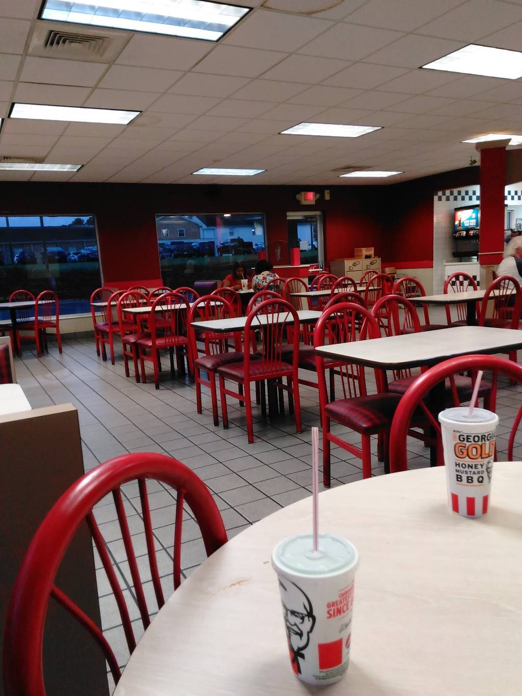 KFC | restaurant | 300 Lane St, Moultrie, GA 31768, USA | 2299853133 OR +1 229-985-3133