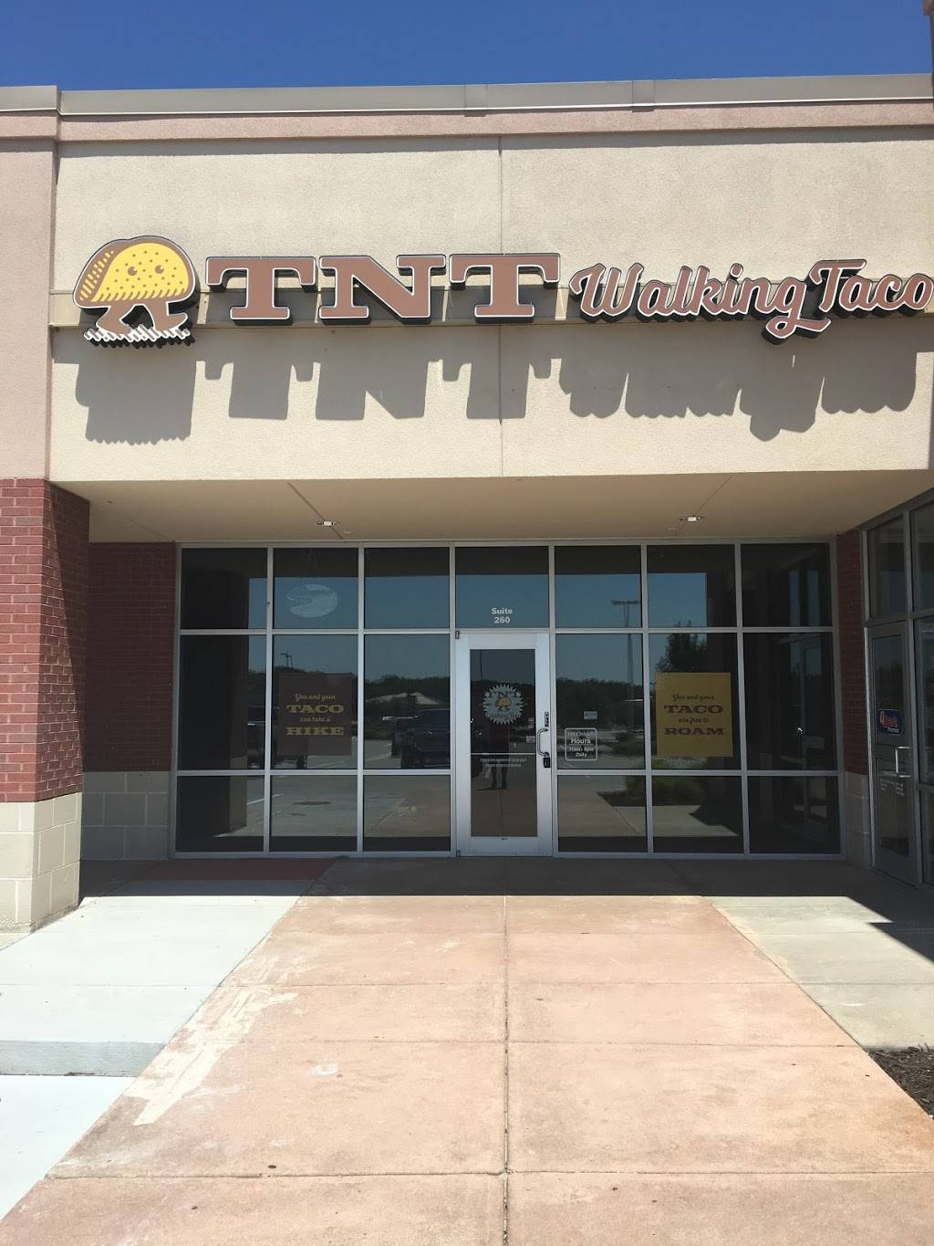TNT Walking Taco | restaurant | 940 N 204th Ave, Omaha, NE 68022, USA | 5314440739 OR +1 531-444-0739