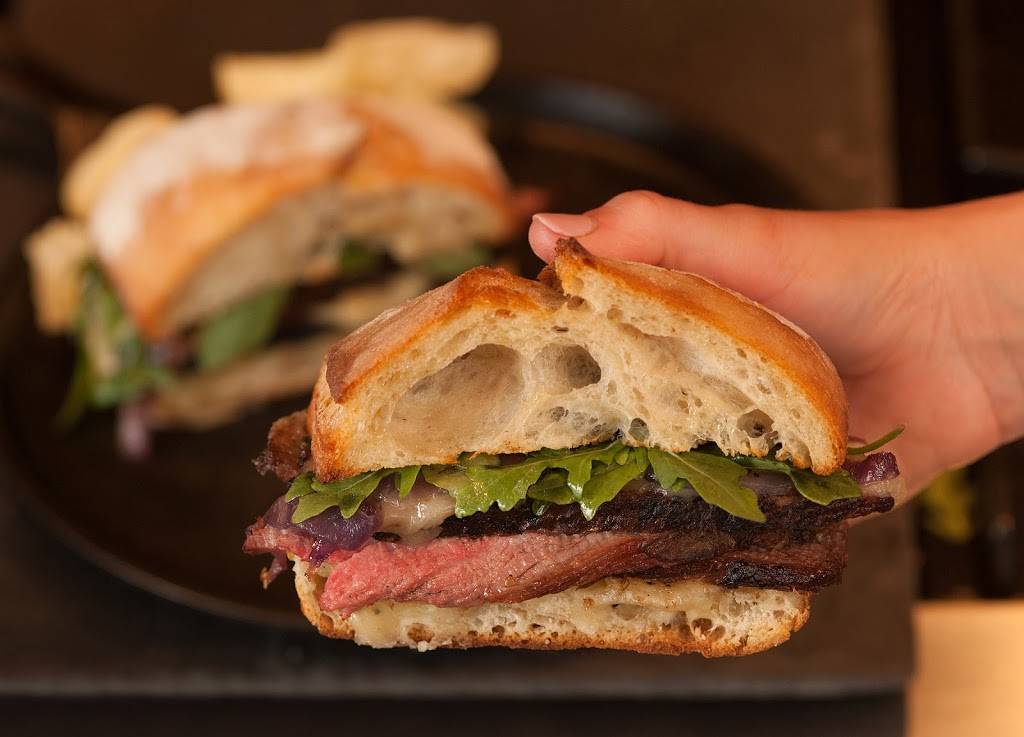 Journeyman Meat Co. | restaurant | 404 Center St, Healdsburg, CA 95448, USA | 7073956328 OR +1 707-395-6328