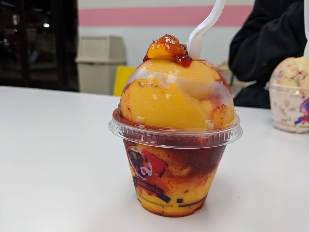 La Michoacana Ice Cream Shop | restaurant | 3444 52nd St, Kenosha, WI 53144, USA | 2626572140 OR +1 262-657-2140