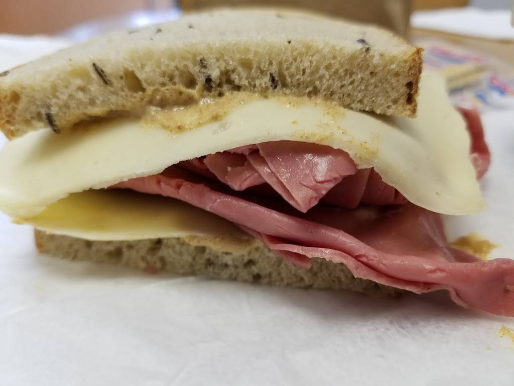 Brunos at Greenfield | meal takeaway | 555 Greenfield Rd, Lancaster, PA 17601, USA | 7173937827 OR +1 717-393-7827