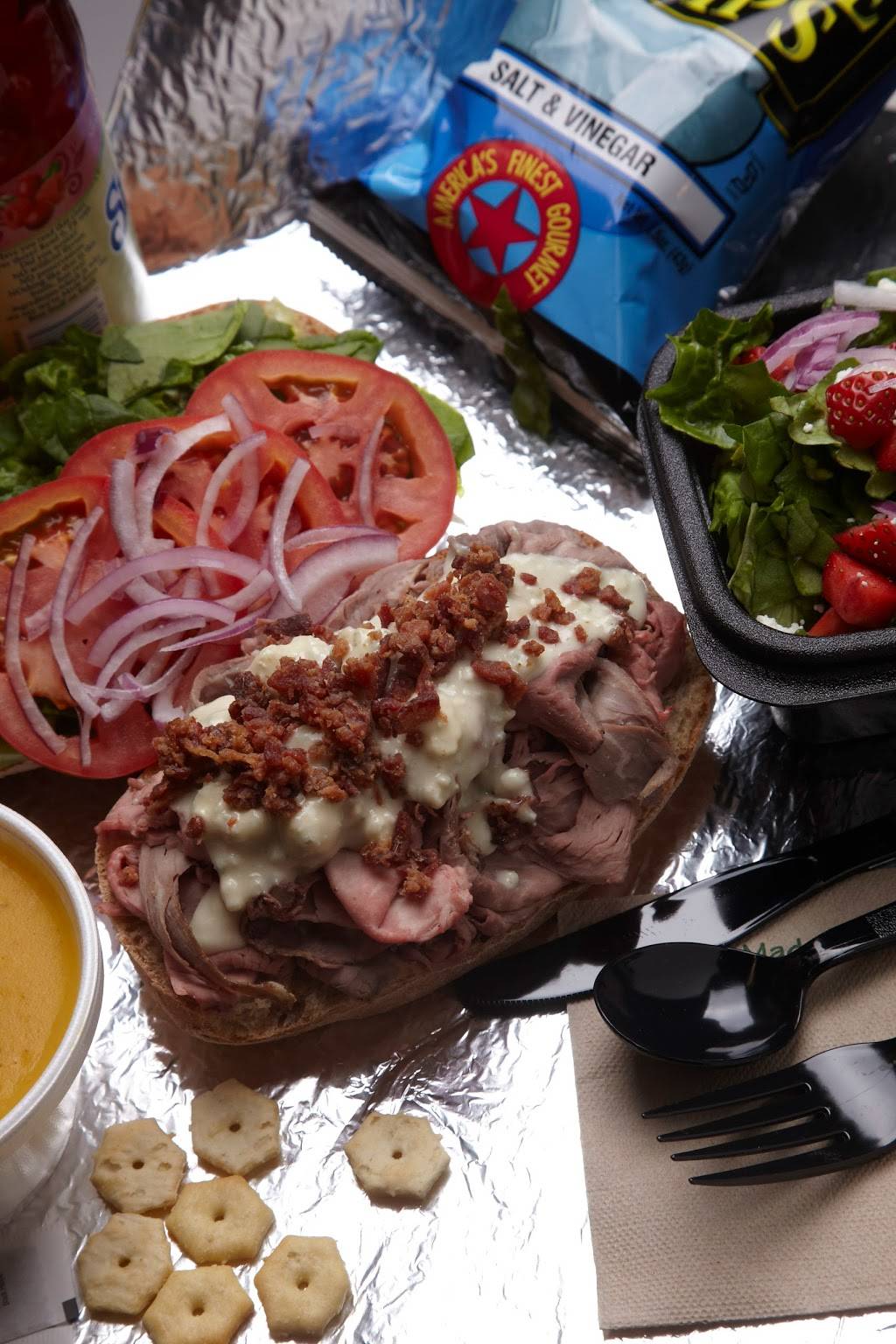 Eds Kitchen | restaurant | 1660 Highway 100 S, St Louis Park, MN 55416, USA | 9522294370 OR +1 952-229-4370