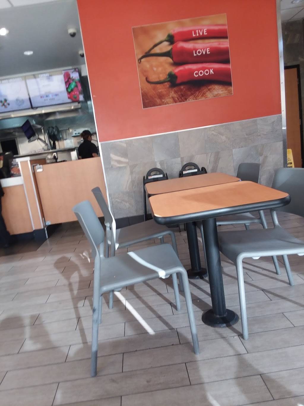 Yoshinoya | restaurant | 642 S Alvarado St, Los Angeles, CA 90057, USA | 2134832455 OR +1 213-483-2455