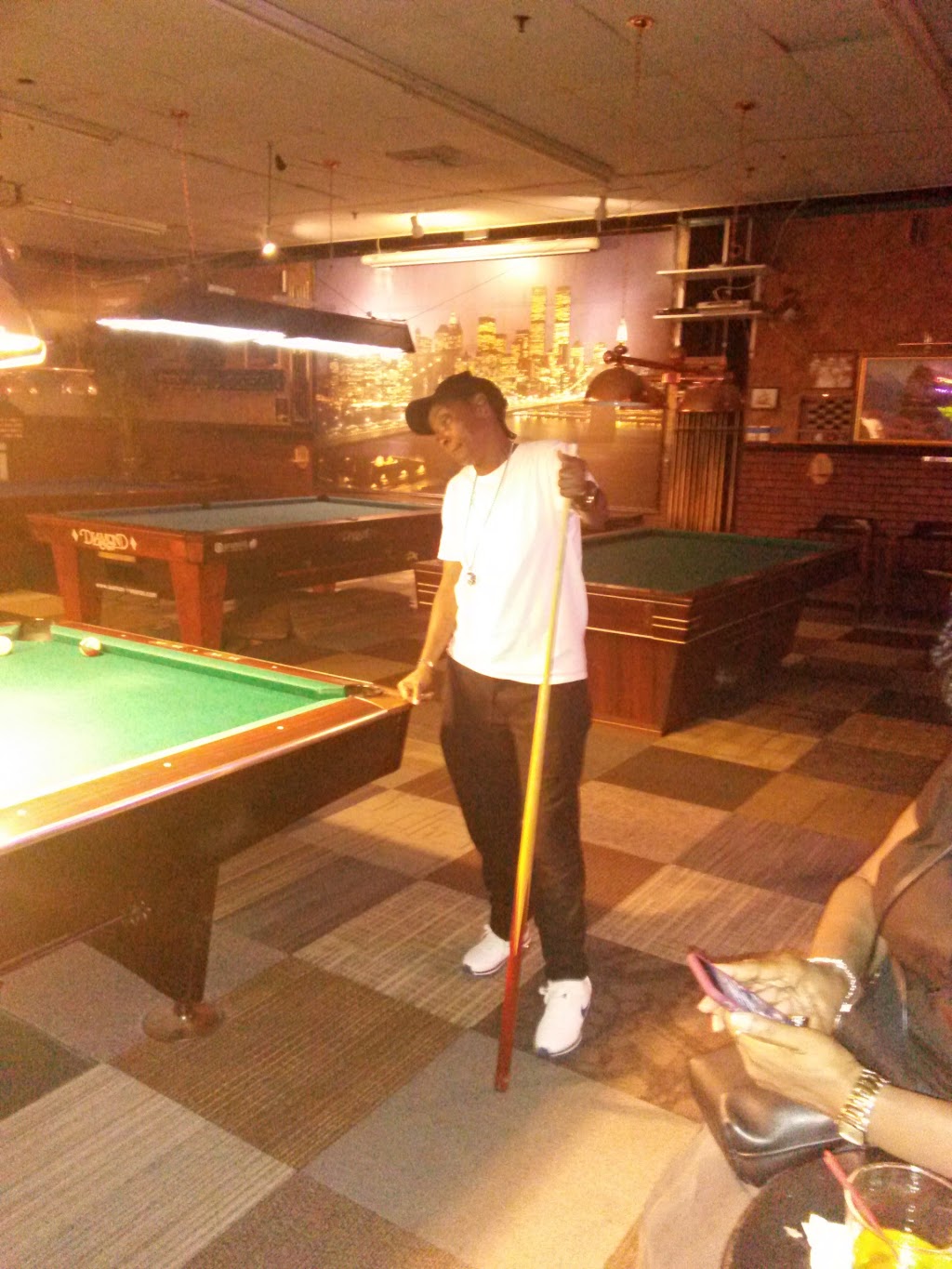 US 1 Billiards & Bar | restaurant | 1167 Boston Post Rd, West Haven, CT 06516, USA | 2038481212 OR +1 203-848-1212