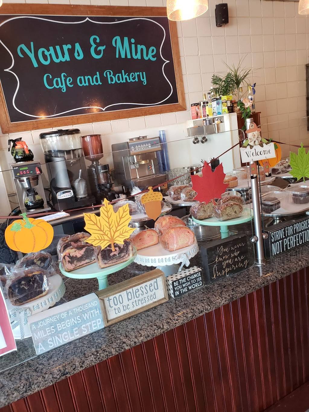 Yours and Mine Cafe and Bakery | restaurant | 2104, 132 E College St, Covina, CA 91723, USA | 6263319095 OR +1 626-331-9095