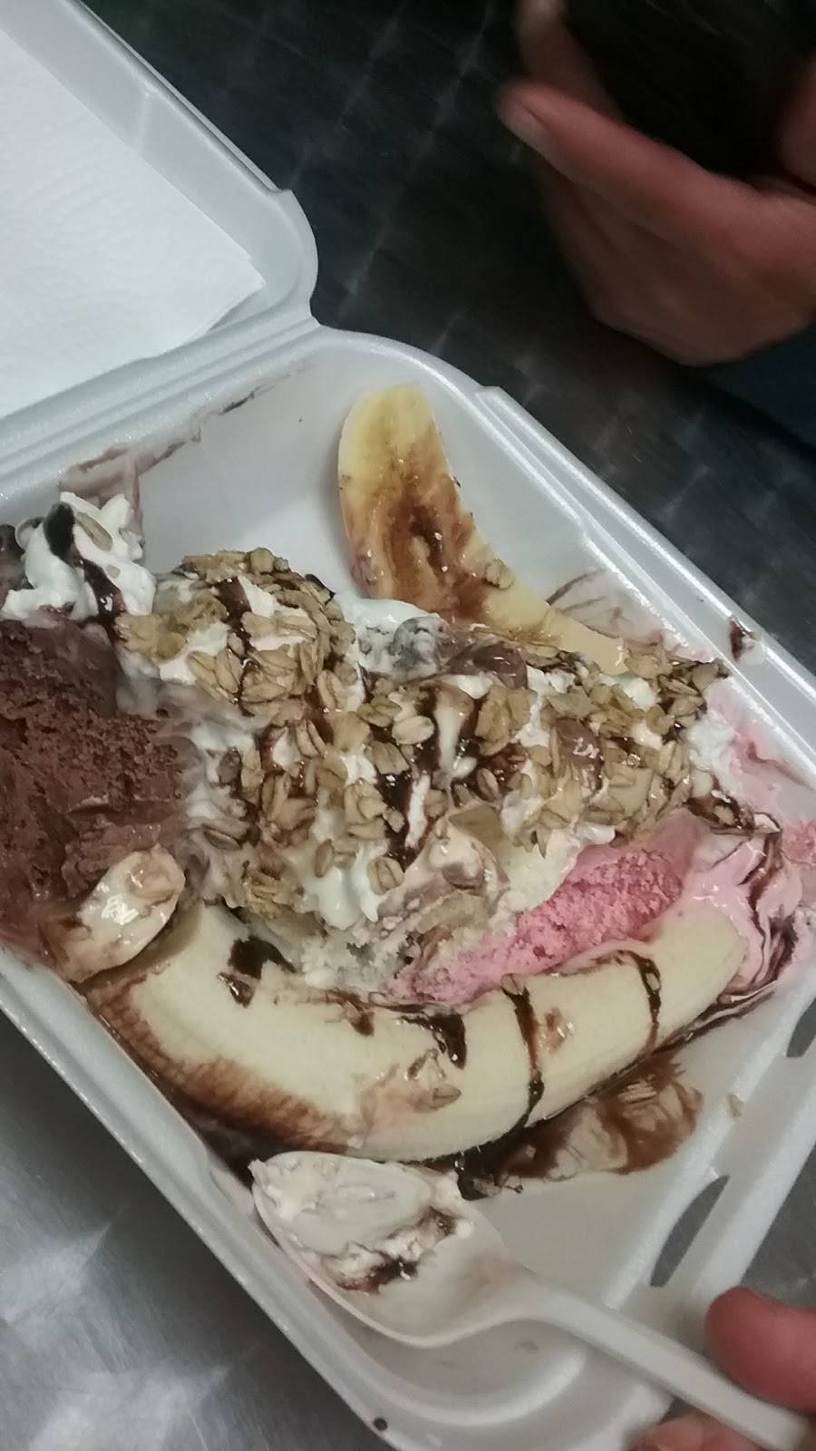 Papayas | restaurant | 13313 Palm Dr, Desert Hot Springs, CA 92240, USA | 7602512403 OR +1 760-251-2403