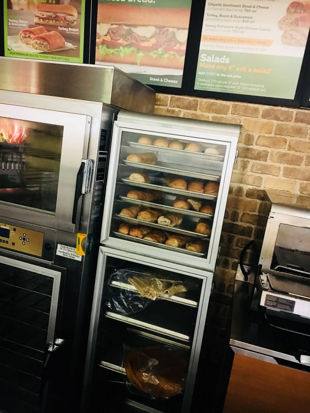 Subway | restaurant | 36600 Van Dyke Ave, Sterling Heights, MI 48312, USA | 5867951605 OR +1 586-795-1605