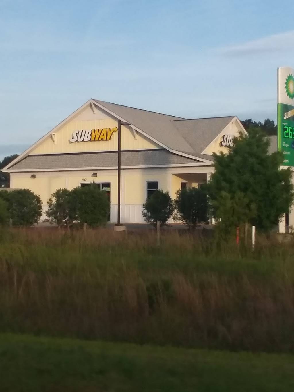 BP | restaurant | 905 Ocean Hwy E, Bolivia, NC 28422, USA | 9102537606 OR +1 910-253-7606