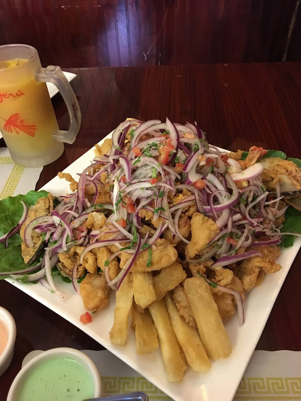 Golden Chicken | restaurant | 164 E Main St, Bay Shore, NY 11706, USA | 6316478240 OR +1 631-647-8240