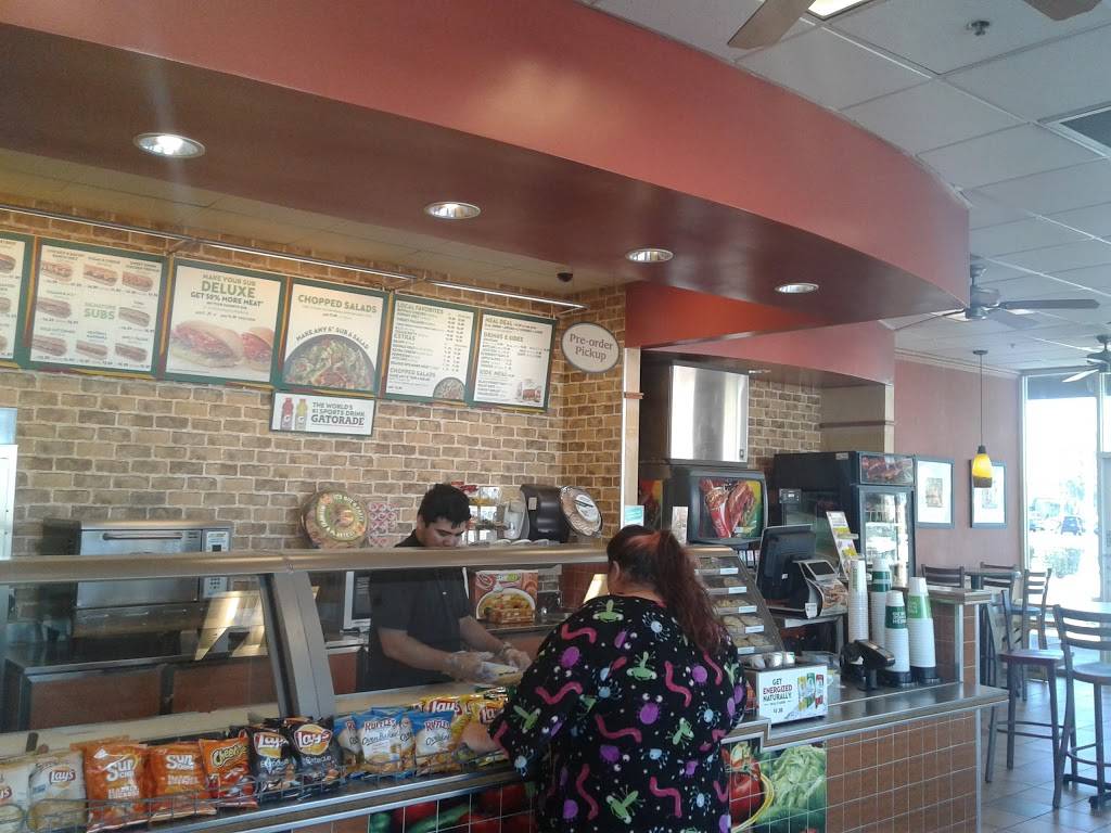 Subway | restaurant | Main Street Marketplace, 1911 W Main St #1, Mesa, AZ 85201, USA | 4809641901 OR +1 480-964-1901