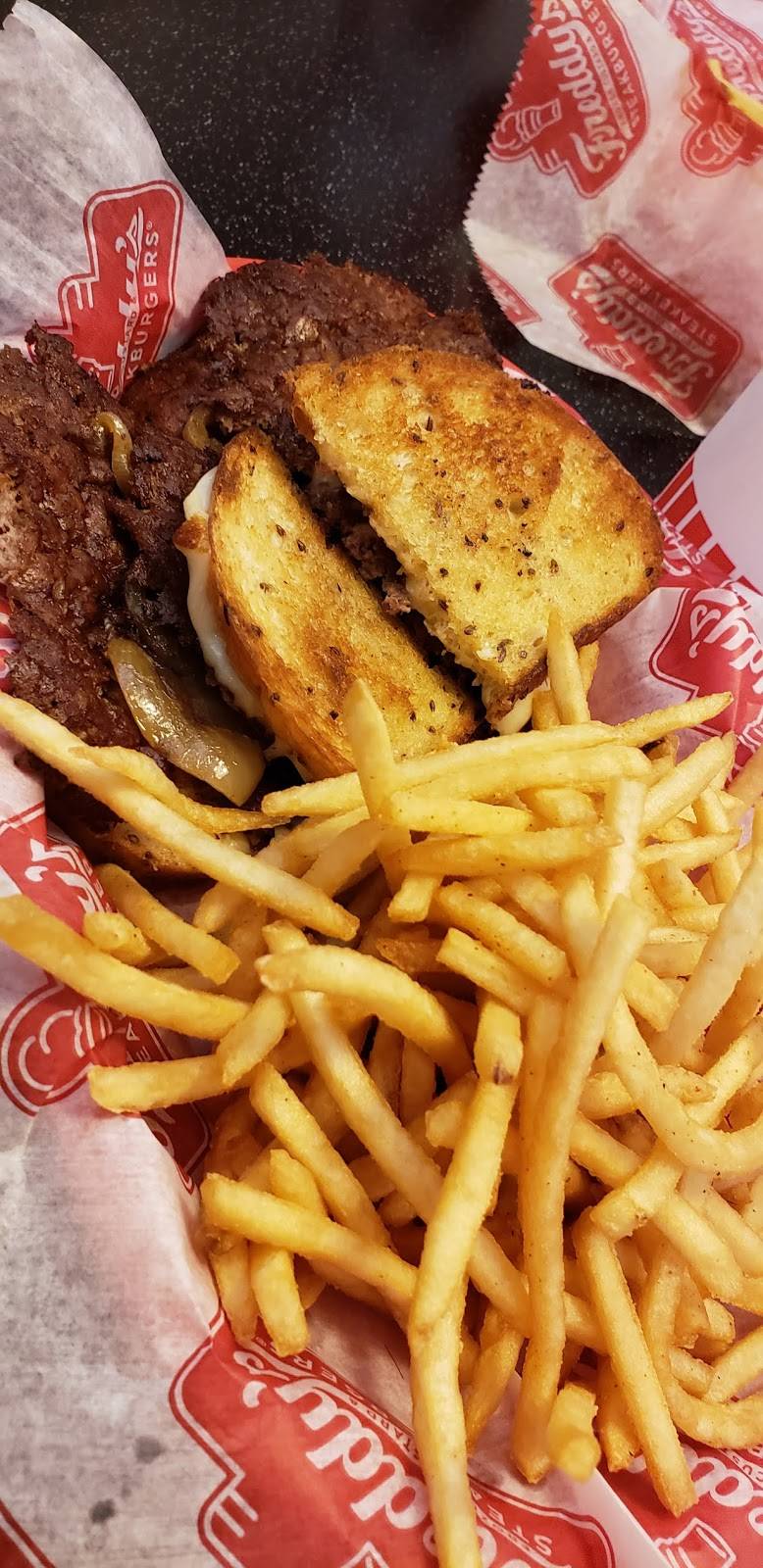 Freddys Frozen Custard & Steakburgers | restaurant | 2848 N Green River Rd, Evansville, IN 47715, USA | 8129094395 OR +1 812-909-4395