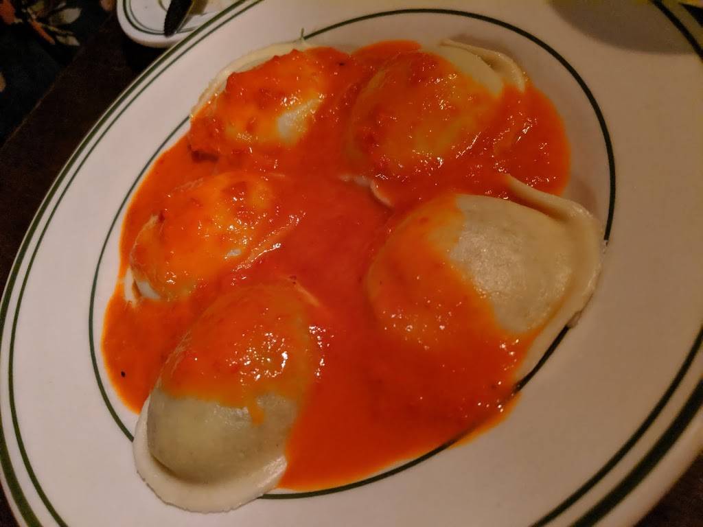 Mr. Martinos Trattoria | restaurant | 1646 E Passyunk Ave, Philadelphia, PA 19148, USA | 2157550663 OR +1 215-755-0663