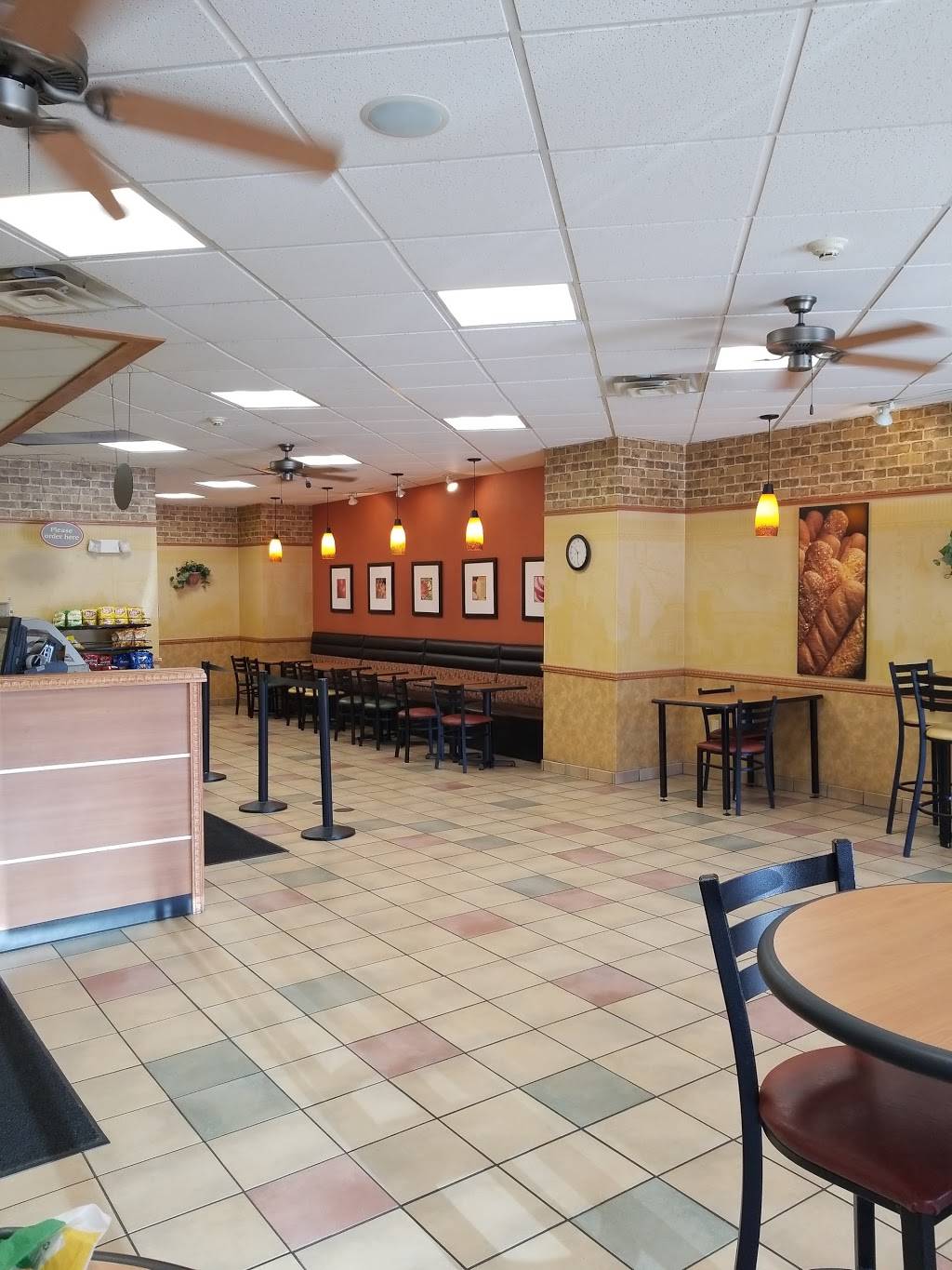 Subway | restaurant | 392 Park Ave, Worcester, MA 01610, USA | 5088607696 OR +1 508-860-7696