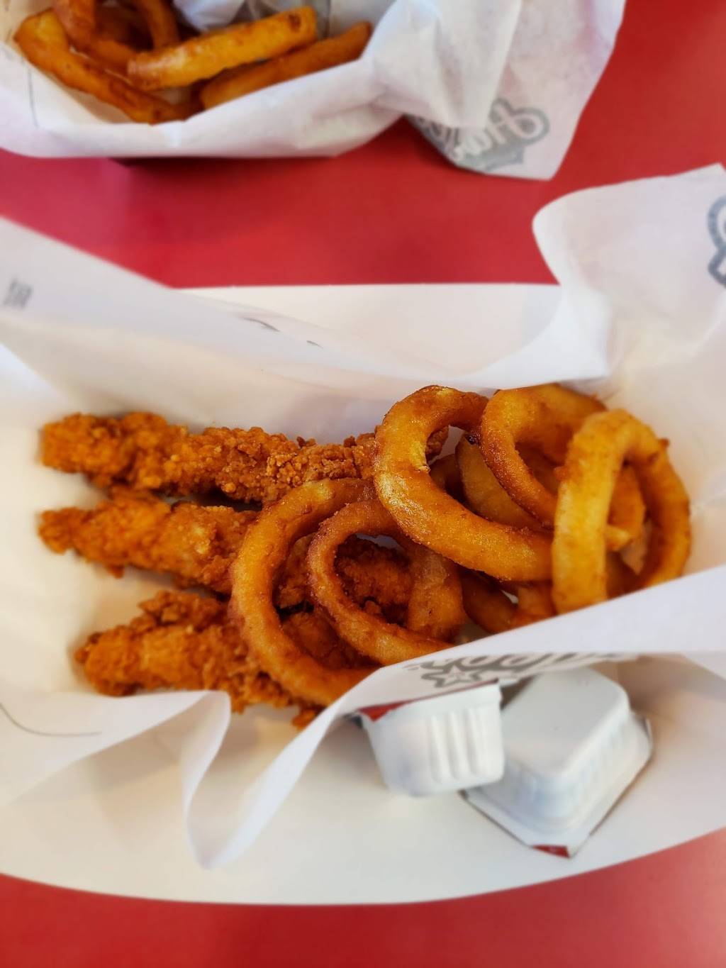 Hardees | restaurant | 1205 Burkemont Ave, Morganton, NC 28655, USA | 8284380225 OR +1 828-438-0225