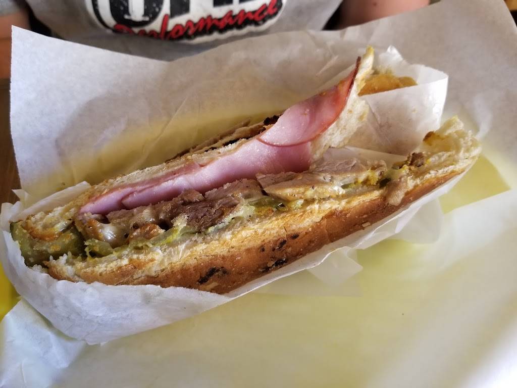 Guava Tree Cafe | restaurant | 118 Richmond Dr NE, Albuquerque, NM 87106, USA | 5059902599 OR +1 505-990-2599