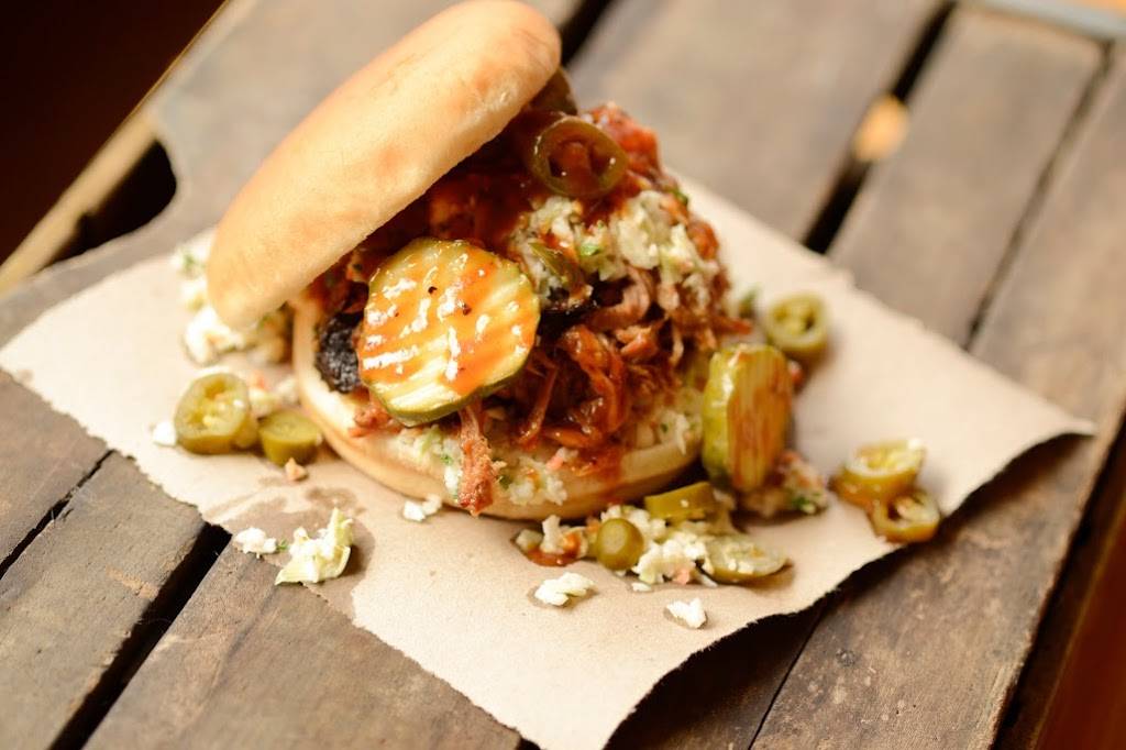 4 Rivers Smokehouse - Orlando City Hall BBQ | restaurant | Orlando City Hall, 400 S Orange Ave, Orlando, FL 32801, USA | 4072706400 OR +1 407-270-6400