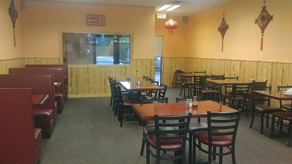 King House | restaurant | 300 N Maple St B, Ellsworth, WI 54011, USA | 7152735899 OR +1 715-273-5899