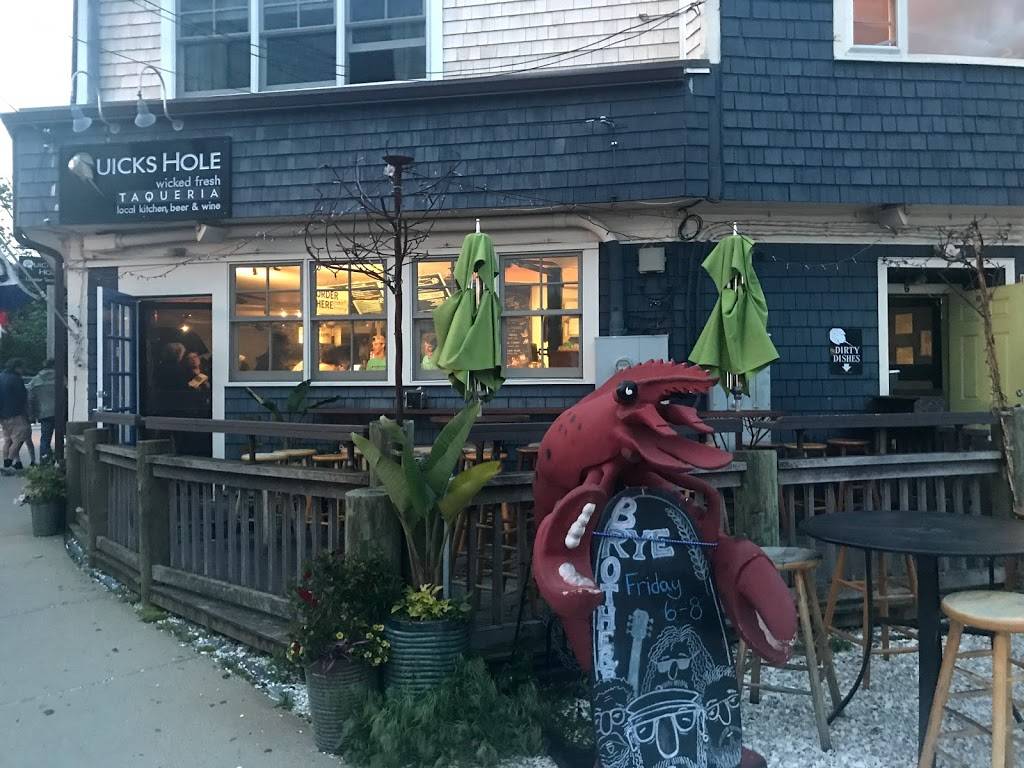 Quicks Hole Taqueria | restaurant | 6 Luscombe Ave, Woods Hole, MA 02543, USA | 5084950792 OR +1 508-495-0792