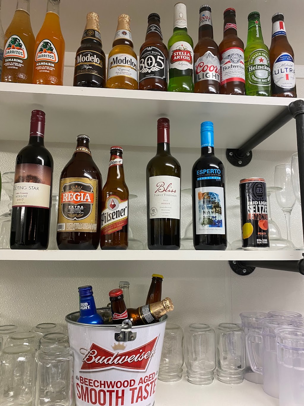 Sol i Mar | restaurant | 6030 State Hwy 20, Lucerne, CA 95458, USA | 7076001059 OR +1 707-600-1059