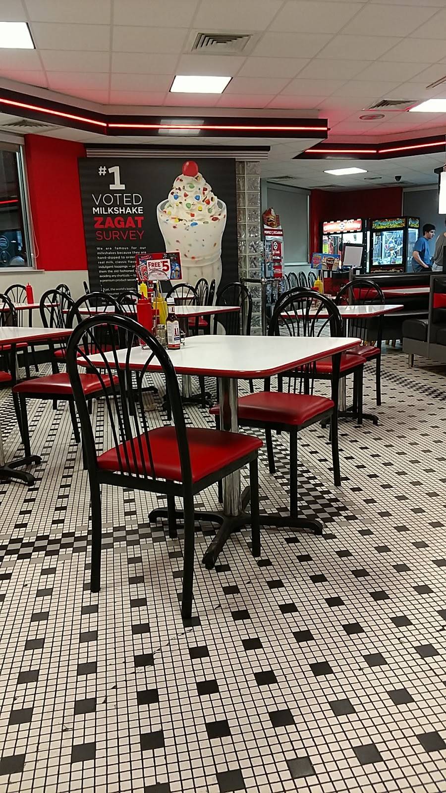 Steak n Shake | restaurant | 5131 Hinkleville Rd, Paducah, KY 42001, USA | 2705754846 OR +1 270-575-4846